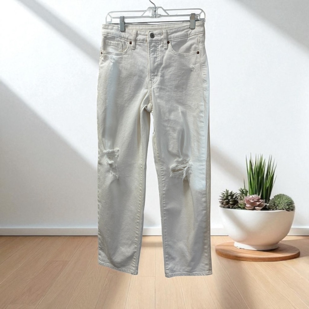 Old Navy High-Rise‎ OG Loose Distressed Jeans Womens Size 4 White Denim